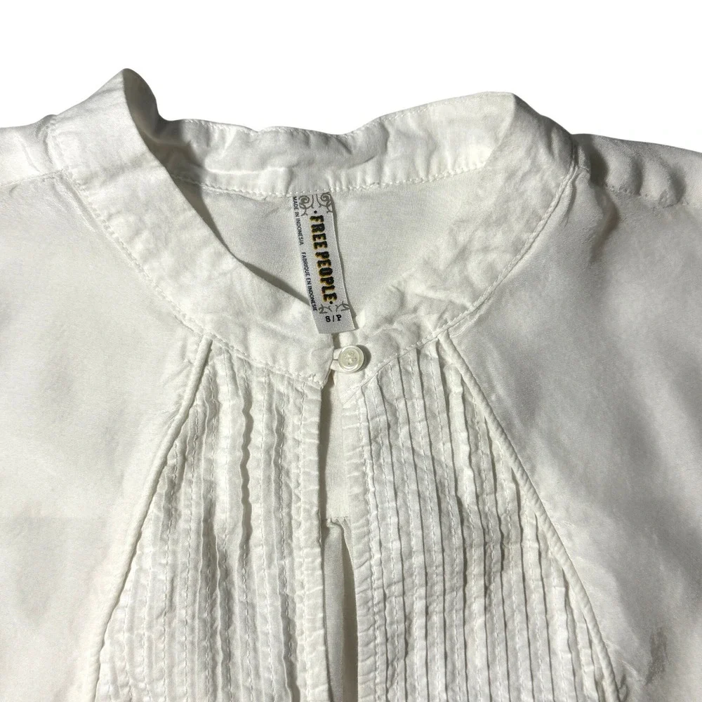 Free People White Pleated Bib Long Sleeve Blouse‎ Size Small